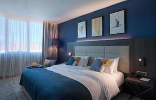 Отель voco - Podgorica Подгорица Стандартный номер для некурящих с кроватью размера "king-size"-3