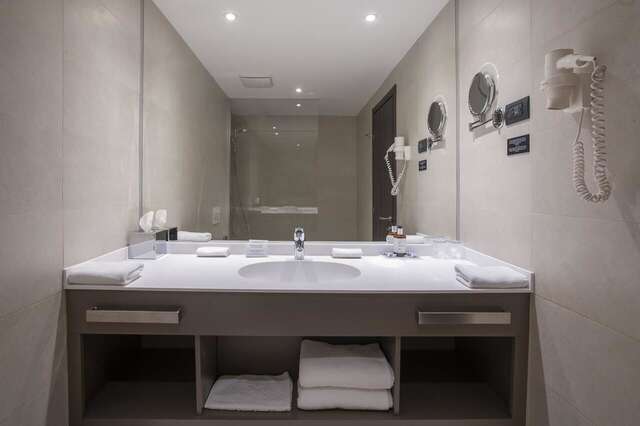 Отель voco - Podgorica Подгорица-13