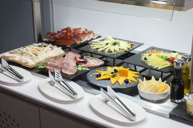 Отель voco - Podgorica Подгорица-18